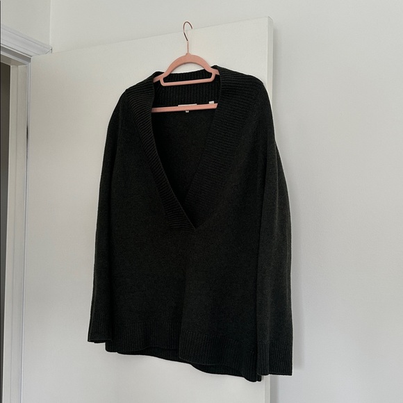 VINCE. Ribbed Shawl Collar Tunic in Moss - Picture 2 of 9